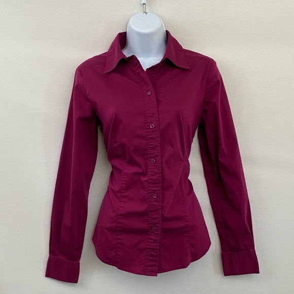 New York & Company Tops - 🎉3/$20 New York & Company Blouse Size S N-17